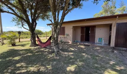 Casa à venda em Imbé com piscina