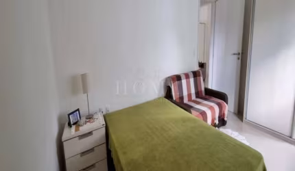 APARTAMENTO 2 DORMITORIOS BEM LOCALIZADO!