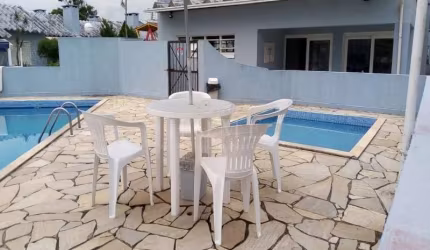 SOBRADO EM CONDOMINIO FECHADO!
