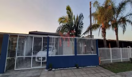 CASA COM 4 DORMITÓRIOS!