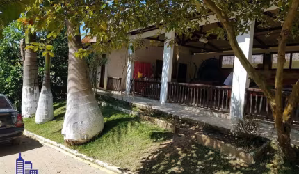 EXCELENTE SITIO DE 12.000 M²/ 2 CASAS/ DEPOSITO E GALPÕES À VENDA EM ARUJA.