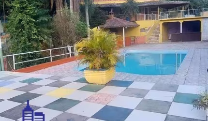EXCELENTE CHÁCARA COM 2.300 M²/ CASA SEDE/PISCINA E ÁREA GOURMET À VENDA EM ITAPEVI POR R$ 990.000,00
