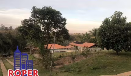 EXCELENTE CHÁCARA DE 5.000 M² COM CASA SEDE/PISCINA/ ÁREA GOURMET À VENDA  NO BAIRRO SANTA PAULA EM CAMPO LIMPO PAULISTA
