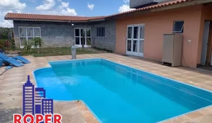 EXCELENTE CHÁCARA COM 1.642 M²/CASA SEDE/PISCINA/ESPAÇO GOURMET À VENDA EM CONDOMÍNIO DE CHÁCARAS EM PIRACAIA