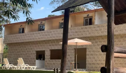 LINDA CHÁCARA DE 9.000 M²  EXCELENTE PARA MORADIA OU FINS COMERCIAIS À VENDA EM DIADEMA COM FUNDOS PARA REPRESA BILLINGS