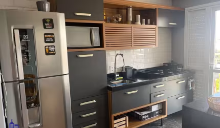 EXCELENTE APARTAMENTO MOBILIADO DE 44 M²/2 DORMITÓRIOS/ VARANDA À VENDA  PRÓXIMO AO METRÔ VILA PRUDENTE