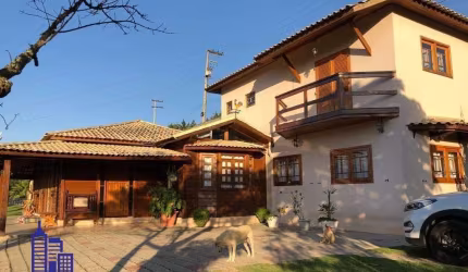 EXCELENTE SITIO COM 32.000 M²/LAGO/PISCINA/CASA SEDE À VENDA EM SERRA DO ITAPETI,  MOGI DAS CRUZES