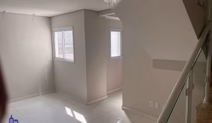 LINDA COBERTURA COM 99 M²/2 DORMITÓRIOS/TERRAÇO/2 VAGAS À VENDA NO BAIRRO NOVA GERTY EM SÃO CAETANO DO SUL