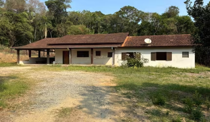 EXCELENTE SITIO DE 48.000 M²/CASA SEDE/ÁREA GOURMET À VENDA EM SAO ROQUE