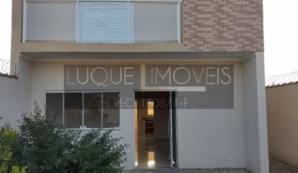 Casa com 3 quartos à venda no Residencial Parque Imperial, Salto  por R$ 650.000