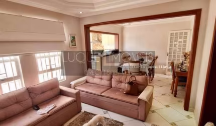 Casa com 3 quartos à venda no Jardim do Valle II, Indaiatuba  por R$ 850.000