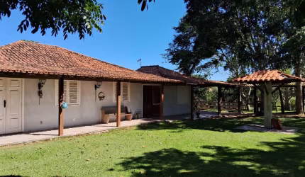 VENDO UMA MARAVILHOSA CHÁCARA NO RETIRO EM SÃO PEDRO DA ALDEIA