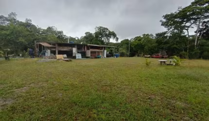 Chácara para Venda em Itanhaém, Jardim São Fernando, 4 dormitórios, 1 suíte, 1 banheiro, 10 vagas