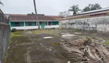 Casa para Venda em Peruíbe, Mar e Sol, 2 dormitórios, 1 suíte, 1 banheiro, 10 vagas