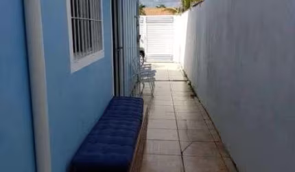 Casa para Venda em Itanhaém, Recanto dos Bandeirantes, 2 dormitórios, 1 banheiro, 2 vagas