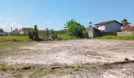 Terreno com escritura em Itanhaém.