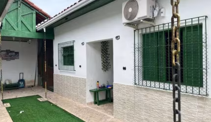 Casa para Venda em Itanhaém, Balneário Jequitibá, 3 dormitórios, 1 suíte, 1 banheiro, 2 vagas