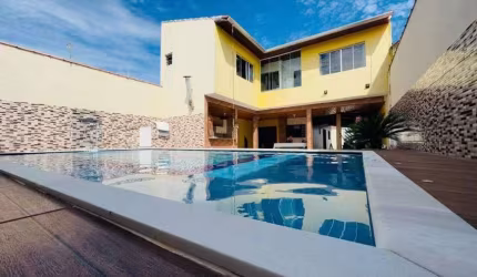 Casa para Venda em Itanhaém, Jardim Jamaica, 5 dormitórios, 1 suíte, 3 banheiros, 6 vagas