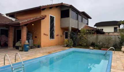 Casa à venda no Belmira Novaes - R$ 1.080.000,00.