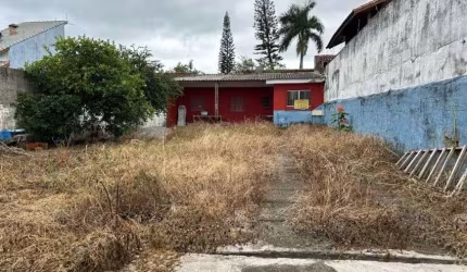 Casa para Venda em Peruíbe, Jardim Marcia, 1 dormitório, 1 banheiro, 6 vagas