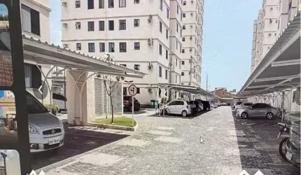 * Apartamento no Condomínio Villa Verde