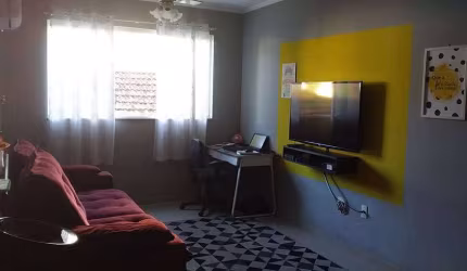 Casa para venda tem 80 metros quadrados com 2 quartos em Marapé - Santos - SP
