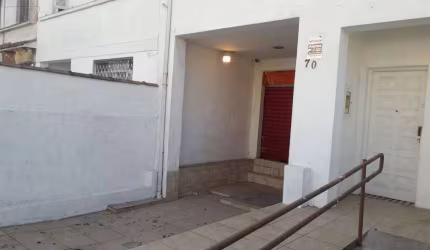 Casa comercial, de 335m², bairro Vila Mathias - Santos/SP