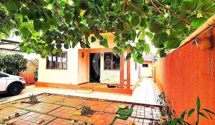 Casa com 2 dormitórios à venda, 92 m  por R  700.000,00 - Vila Yolanda - Foz do Iguaçu PR