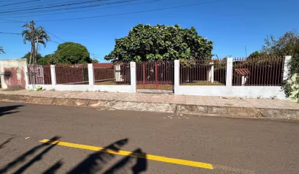 Casa à venda, Vila C,  com placas fotovoltaicas - FOZ DO IGUACU - PR