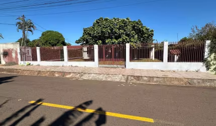 Casa à venda, Vila C,  com placas fotovoltaicas - FOZ DO IGUACU - PR