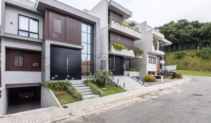 Casa em condomínio fechado com 3 quartos à venda na Rua Paulo Pampuche, 316, Campo Comprido, Curitiba, 243 m2 por R$ 2.100.000