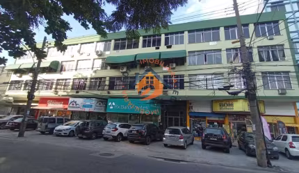 Apartamento com 3 quartos à venda na Rua Cardoso de Morais, 218, Bonsucesso, Rio de Janeiro por R$ 220.000