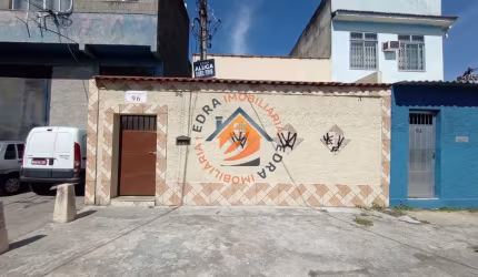 Casa em condomínio fechado com 1 quarto para alugar na Rua João Torquato, 96, Bonsucesso, Rio de Janeiro por R$ 650
