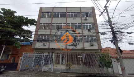 Apartamento com 2 quartos para alugar na Major Rego, 42, Olaria, Rio de Janeiro por R$ 1.400