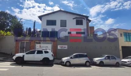 Sobrado Comercial de Alto Padrão na Vila Matilde - São Paulo-SP: 9 Salas, 4 Banheiros, 430m² de Área