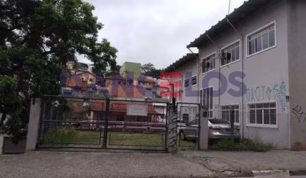 Excelente Oportunidade: Galpão Industrial à Venda em Caieiras-SP, Jardim Marcelino - 4 Salas, 4 Banheiros, 5 Vagas de Garagem, 1.939,53m²!
