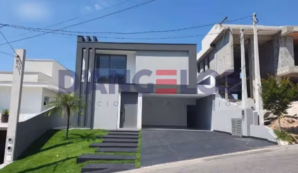 Luxuoso sobrado de alto padrão no Residencial Real Park, Arujá-SP: 4 quartos, 4 suítes, 2 salas, 5 banheiros, 2 vagas, 300 m².