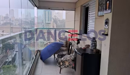 Apartamento à venda no Cambuci, São Paulo-SP: 2 quartos, 1 suíte, 2 salas, 2 banheiros, 1 vaga, 63m² de área. Venha conhecer!