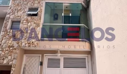 Sobrado Condomínio em Itaquera - 2 Quartos, 2 Suítes, 2 Salas e 2 Vagas de Garagem - São Paulo-SP