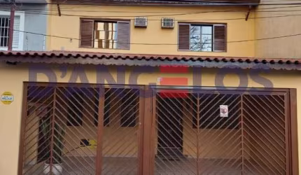 Lindo Sobrado com 4 quartos e 200m² no Tatuapé, São Paulo-SP