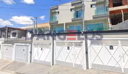 Sobrado de alto padrão com 3 suítes e 3 vagas na Penha, São Paulo-SP: 178m² de luxo!