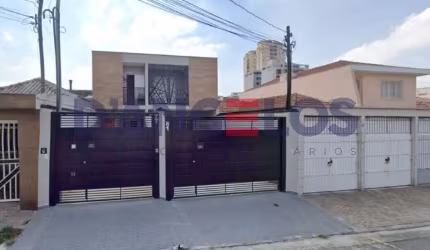 Sobrado de alto padrão para locação no Tatuapé, São Paulo-SP: 3 quartos, 3 suítes, 2 salas, 4 banheiros, 4 vagas, 114m².