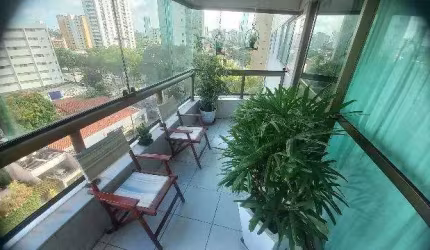 Edf. Alameda dos Flamboyants - Apartamento com 4 quartos sendo 4 suítes com 188m² por R$ 1.250.000,00.