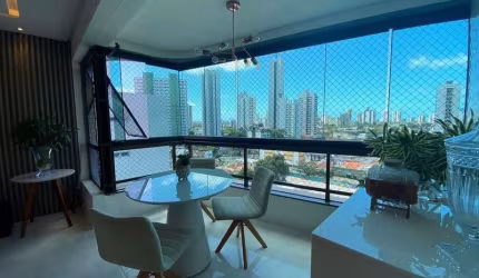 Edf. Quinta do Algarve - Apartamento com 4 quartos sendo 2 suítes com 135m² R$ 1.260.000,00.