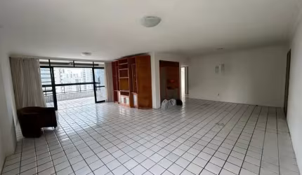 Edf. Tauros - Apartamento no Bairro do Parnamirim com 230m², 4 quartos sendo 2 suítes por R$ 1.200.000,00.