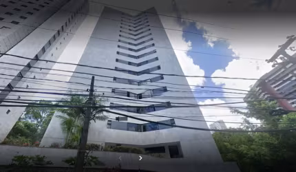 Edf. Clarinda Priori - Lindo Apartamento ao lado do Parque da Jaqueira com 4 quartos sendo 2 suítes  com 210m² por R$ 2.600.000,00.