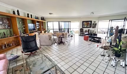 Edf. Saint Paul de Vence - Apartamento ao lado do Parque da  Jaqueira com 4 quartos sendo 4 suítes no  com 4  com 300m² por R$ 2.350.000,00.