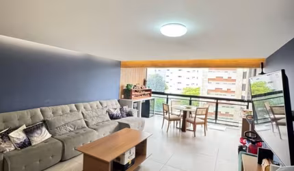 Edf. Simone de Beauvoir - Apartamento todo reformado no Bairro do Parnamirim com 3 quartos sendo 1 suíte com 176m² por R$ 1.200.000,00.