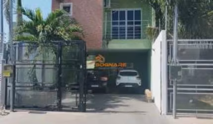 CASA SOBRADO bairro santa cruz 02 rua fechada e placas solares codigo: 75210