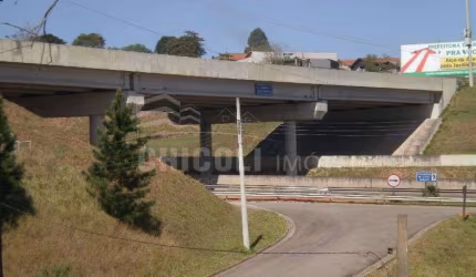 Área de Frente para a Rodovia Raposo Tavares!